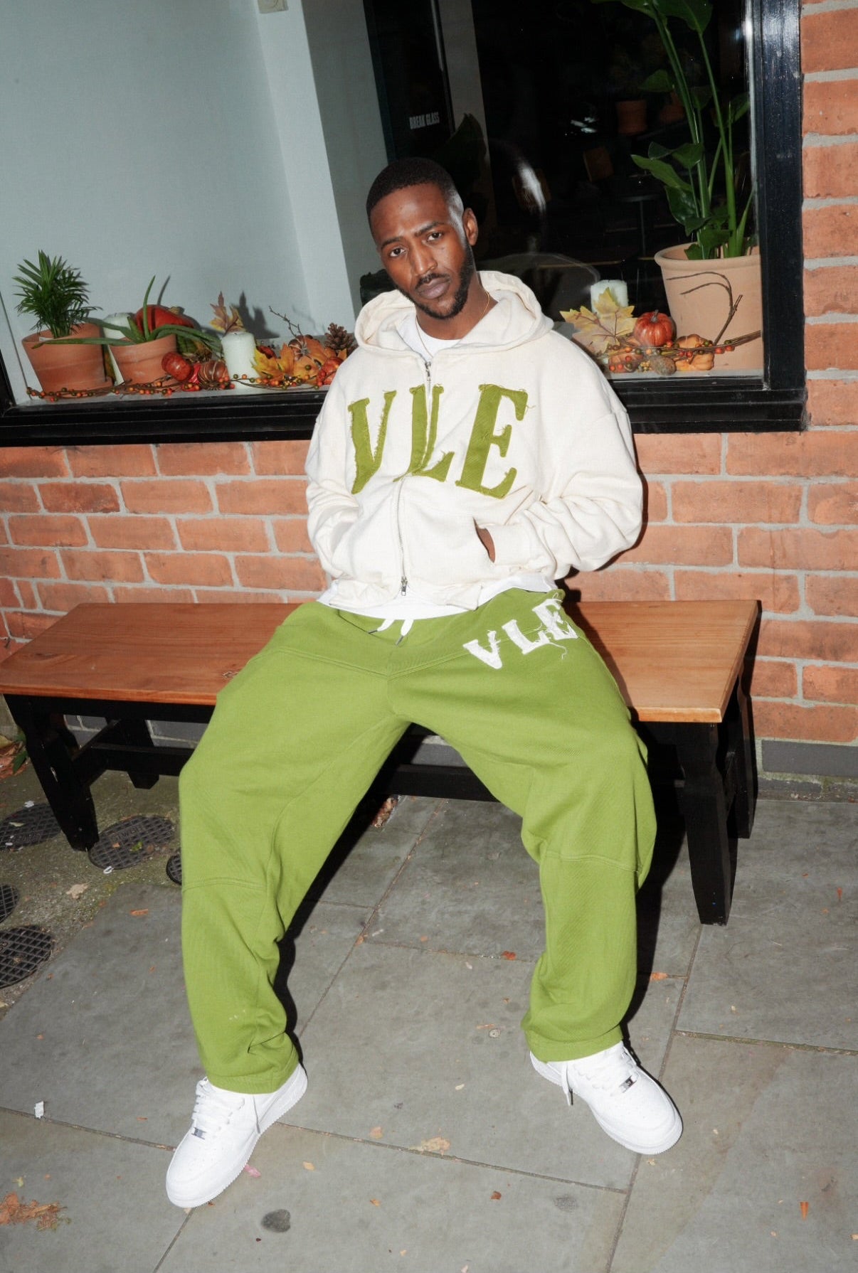 VLE “‘MATCHA” PANTS